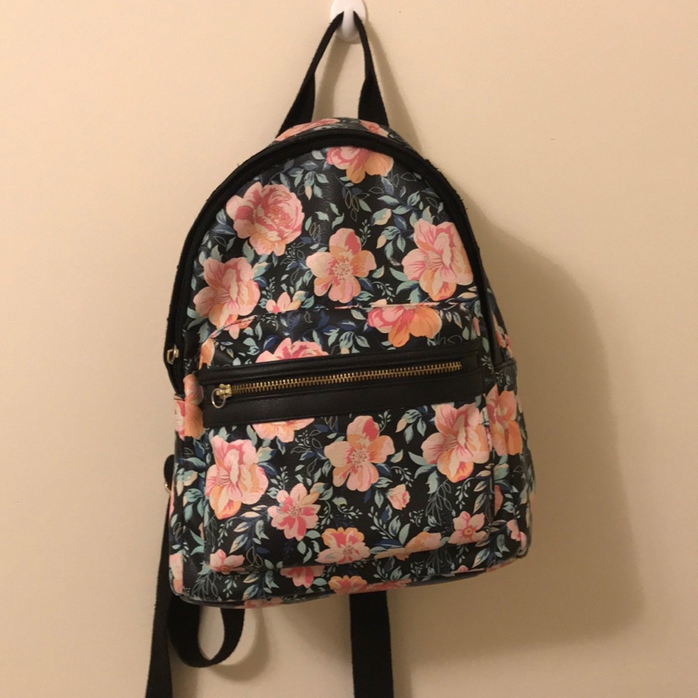 A flower mini bag.